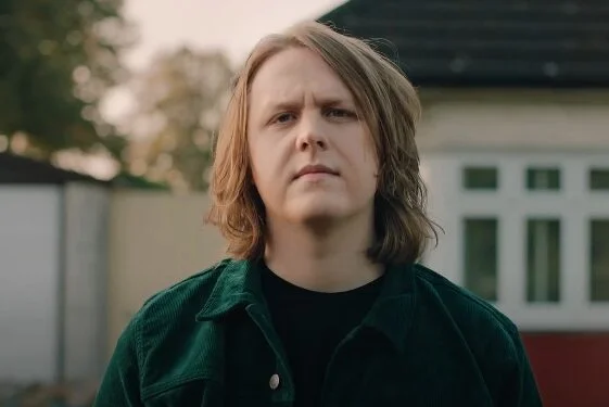 Lewis Capaldi vermögen Tagesablauf