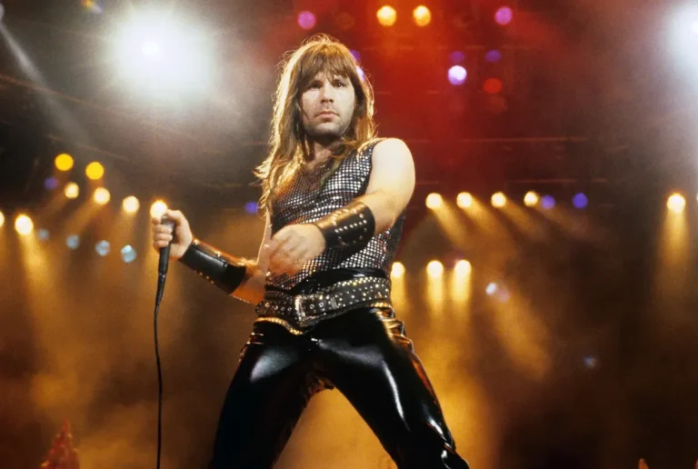 Bruce Dickinson Vermögen – So reich ist der Iron Maiden-Frontmann