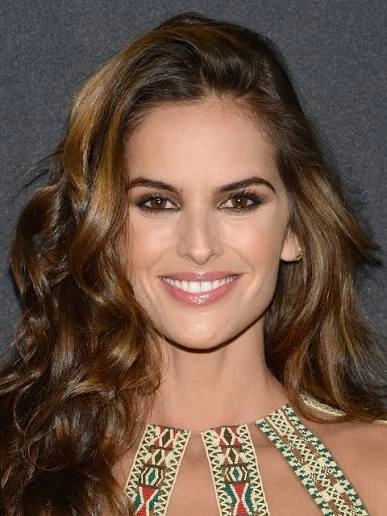 Izabel Goulart Karriere
