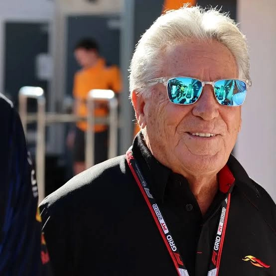 Wie hat Mario Andretti sein Vermögen aufgebaut