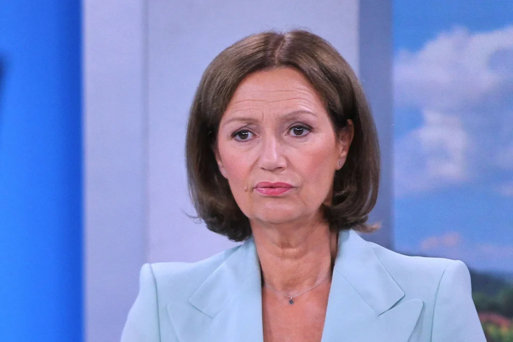 Bettina Schausten Herkunft und frühe Jahre