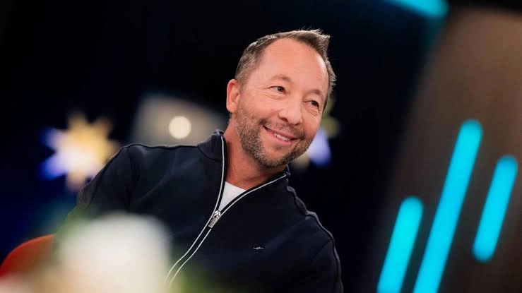 Warum konnte DJ BoBo so viel Vermögen aufbauen