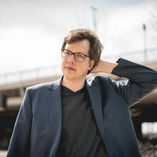 Wie groß ist Lukas Köhler