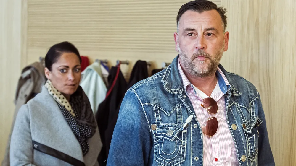 Wie hoch ist das Vermögen von Lutz Bachmann